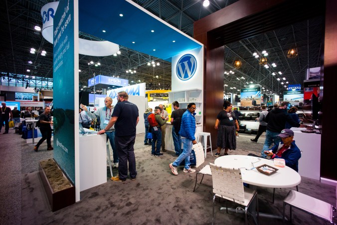 Sam, an engineer, speaks with a WordPress.com customer